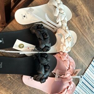 Three pairs ladies sandals